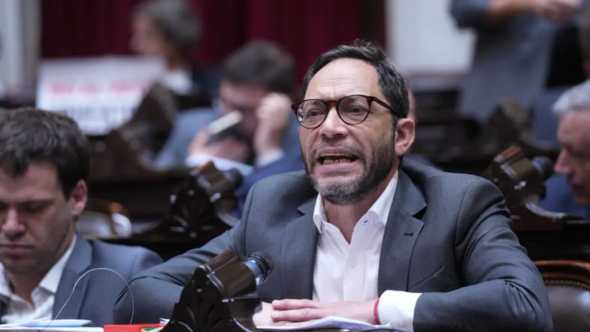 Imagen destacada de la noticia: Maximiliano Ferraro: "Tiene que haber una segunda etapa de la Comisión Libra"